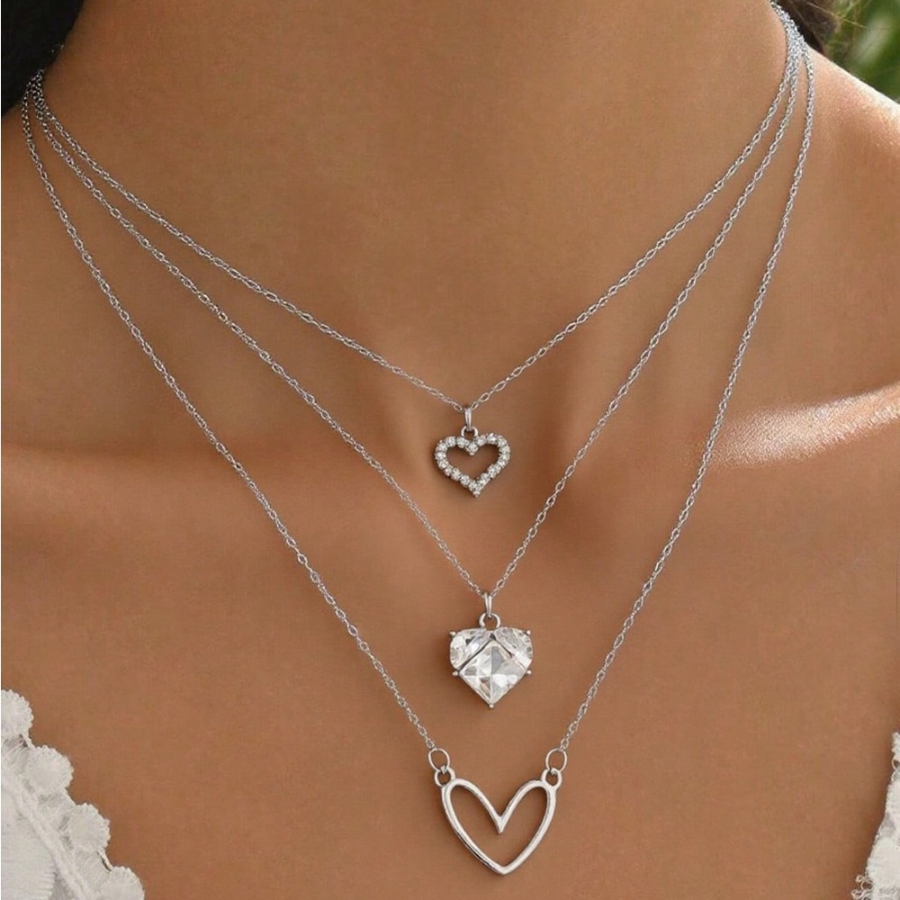 Elegant Silver Heart Necklace Set